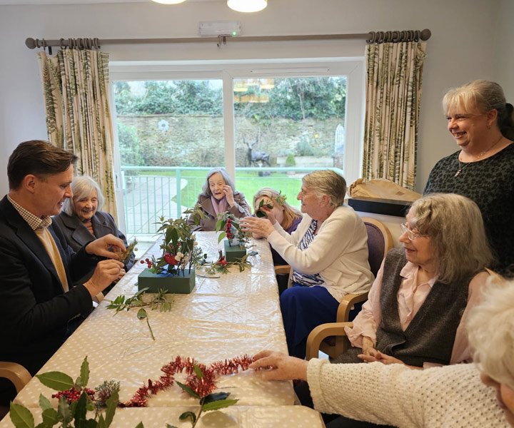 Alzheimer's Care Therapy - Oxfordshire Care Home - Rosebank Care Home