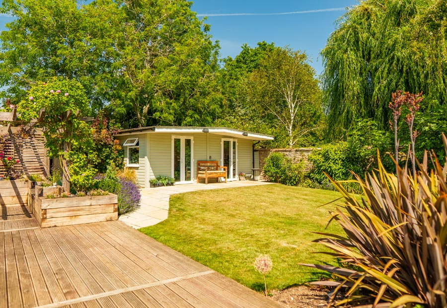 Best Care Home In Oxfordshire - Garden Outhouse