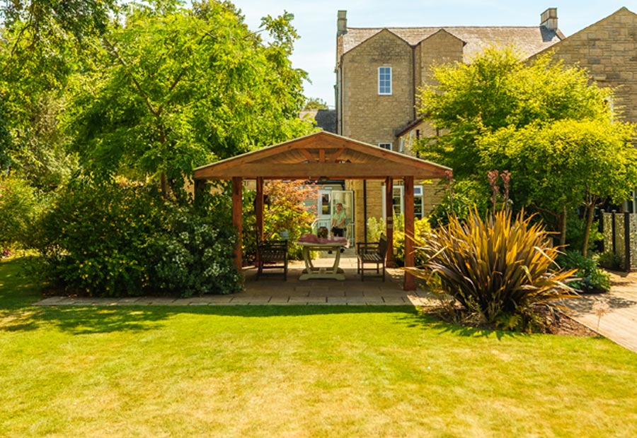Best Care Home In Oxfordshire - Garden Seating Area