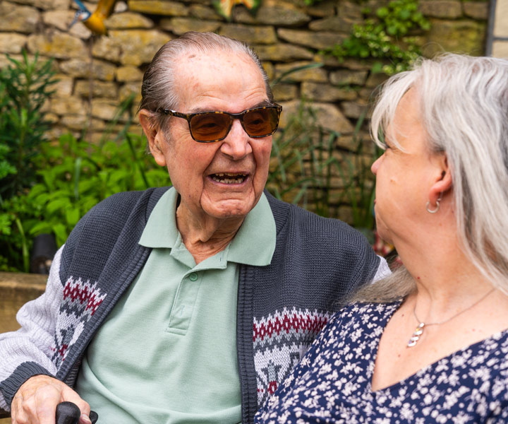 Dementia Care Support - Oxfordshire Care Home - Rosebank Care Home