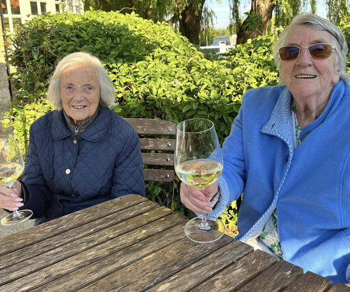 Dementia Support Home - Oxfordshire Care Home - Rosebank Care Home